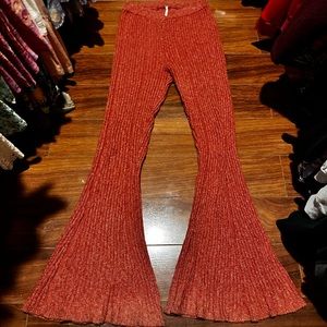 Free people knit, Bealls, red, excellent condition size small